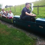 【イギリス観光】大人も子供も楽しめる！家族でミニチュア鉄道に乗りに行ったよ。